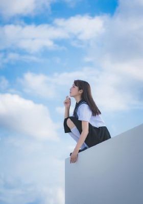 年轻的女孩简介_BD韩语全集免费播放