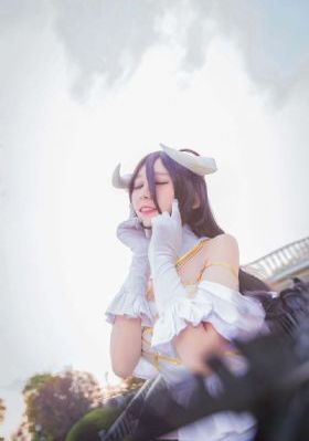 欧美女人bbbb_BD国语动漫免费观看